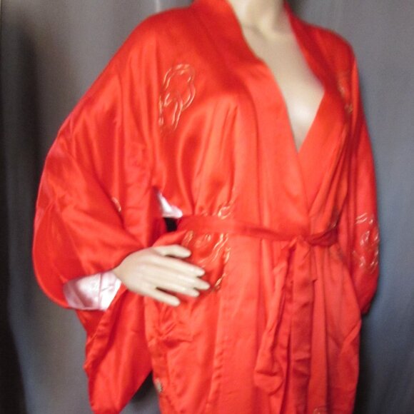 Exotic Kimono Style Robe Cherry Red Gold Blue Metallic Accents - Picture 4 of 16
